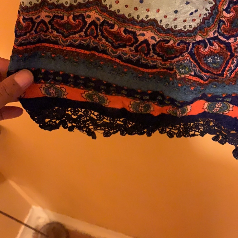 Spaghetti strap romper with pockets - Picture 4 of 5